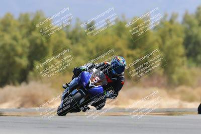 media/Apr-09-2023-SoCal Trackdays (Sun) [[333f347954]]/Turn 7 (1135am)/